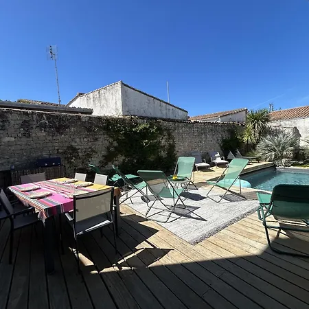 וילה La Remoise *