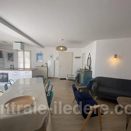 וילה La Remoise *